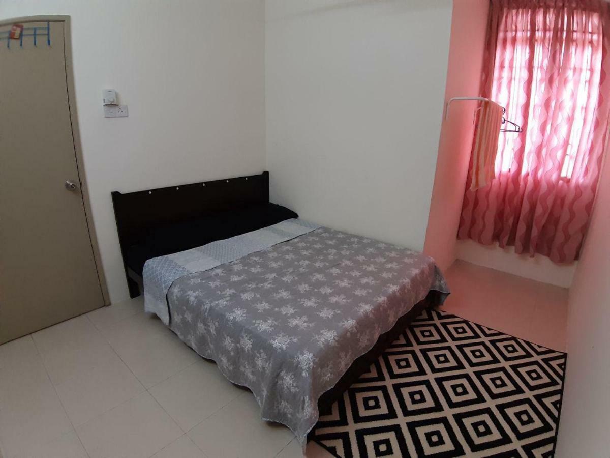 Orchidd Homestay Gambang Eksteriør billede