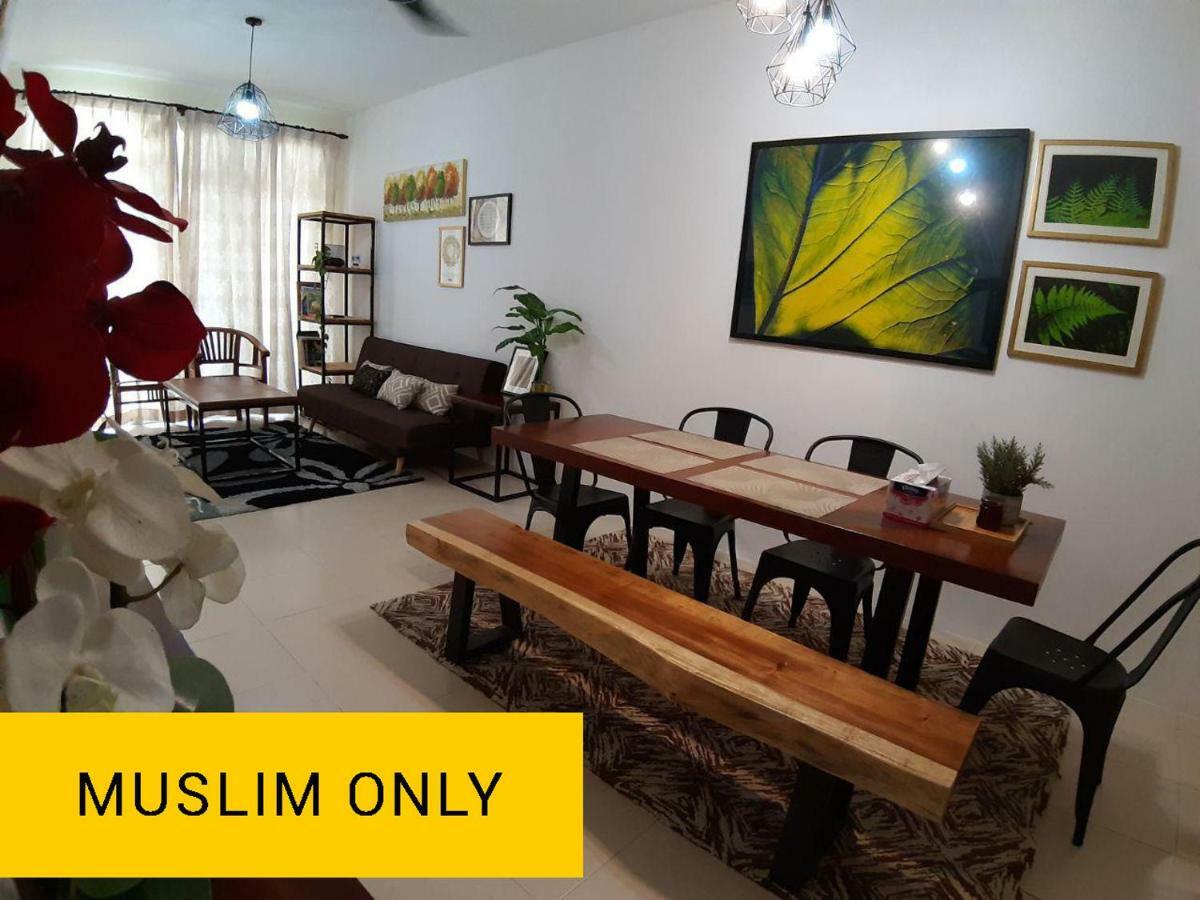Orchidd Homestay Gambang Eksteriør billede